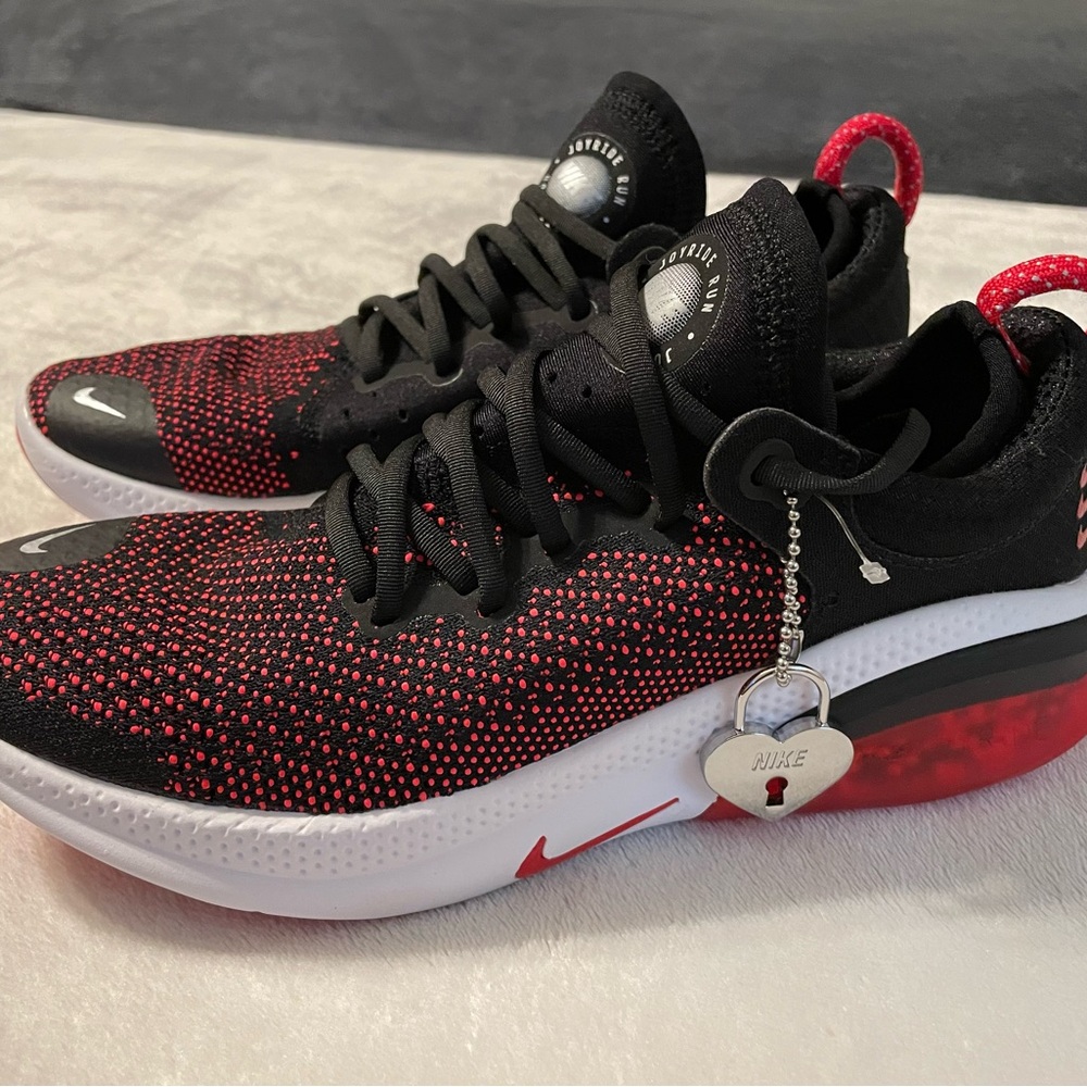 NWOT Nike Red and Black Athletic Shoes with Knit Upper with Heart Charm